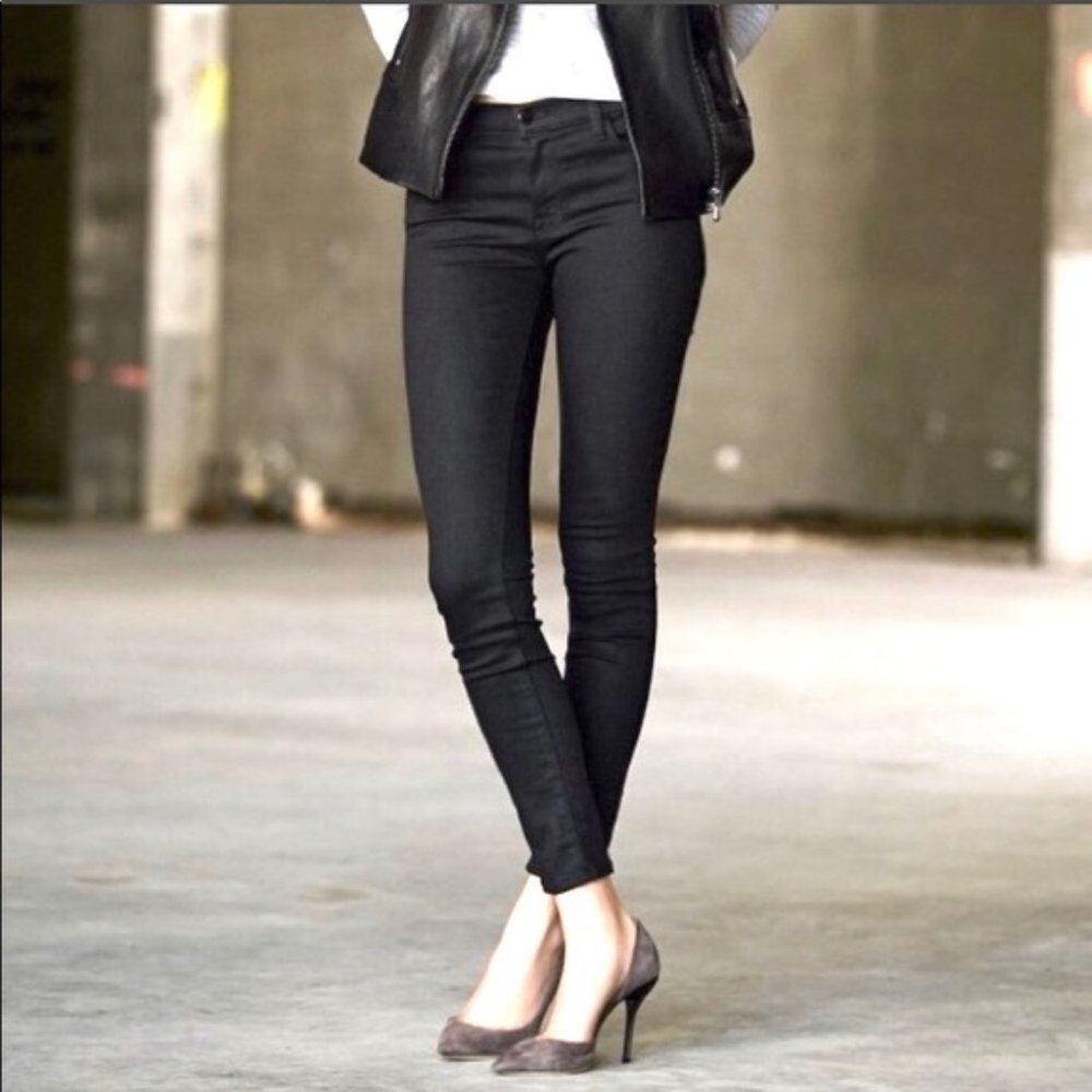 J Brand 811 Skinny Jeans Size 30